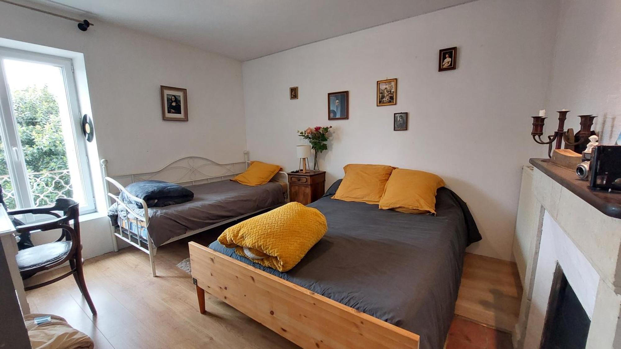 2 Chambres Dans Maison De Caractere La Possonniere Luaran gambar